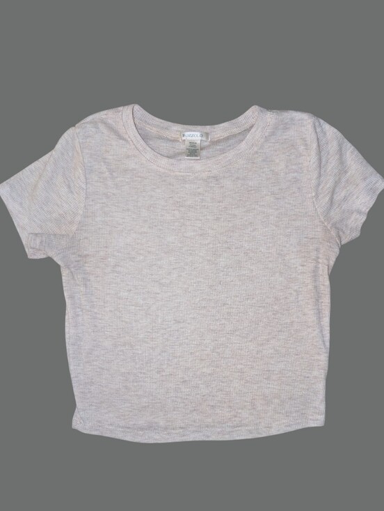 Bozzolo Tops - VGUC Bozzolo Short Sleeve Crewneck Tee in Light Beige Ribbed Size Medium